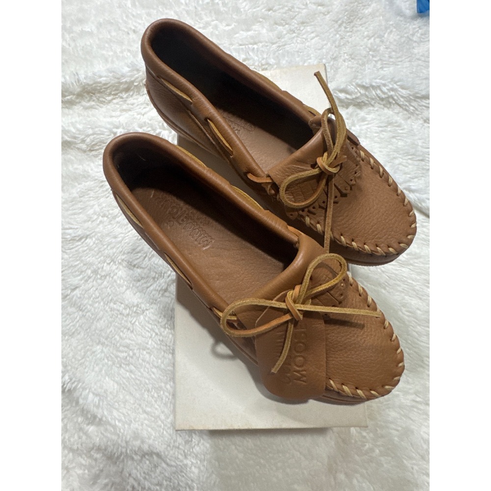 Minnetonka Moccasin Women 6.5 Brown NEW Moosehide Kiltie Loafer 390 Flat Shoe